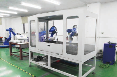 Industrial robot grinding workstation