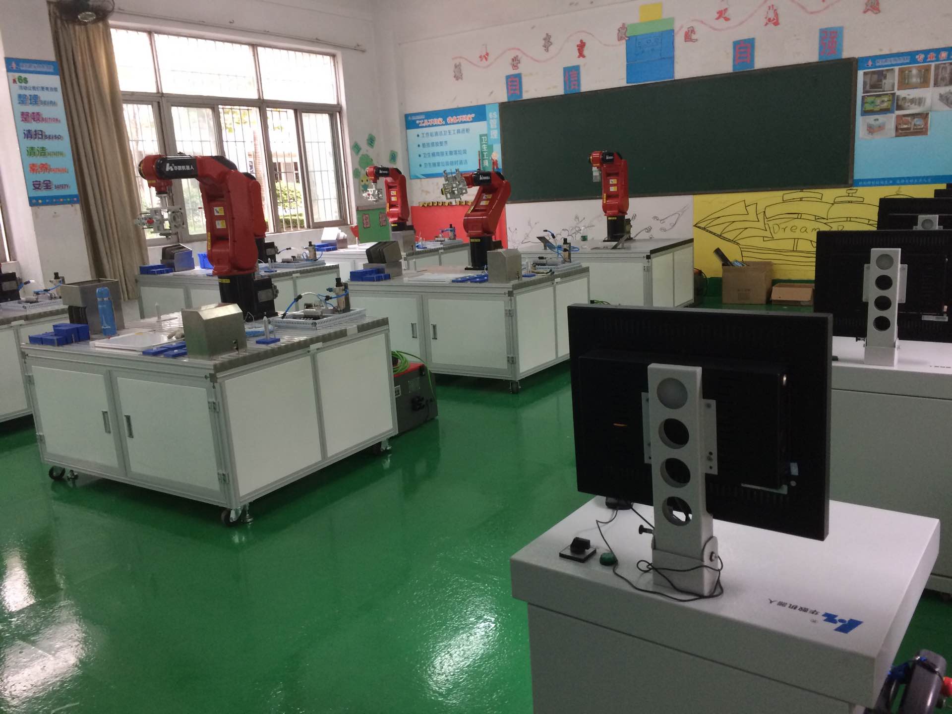 University cooperation case -- yanbu vocational school JR605 training room project